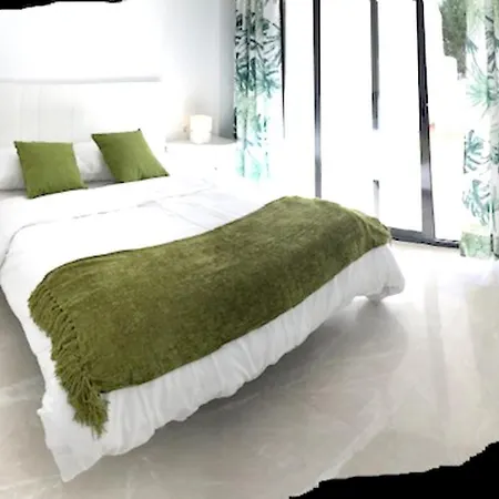 Spacious With Views In Malaga, 77 M², Shared Pool * 산루이스데사비닐라스